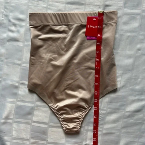 Spanx 2 Small Shapewear Panties New with Tags Purple Seamless & Beige High-Waist - Picture 4 of 17